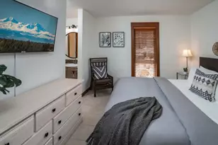 18575 SW Century Dr, Bend, OR 97702 - Photo 7