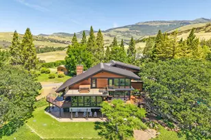 1440 E Nevada St, Ashland, OR 97520 - Photo 5