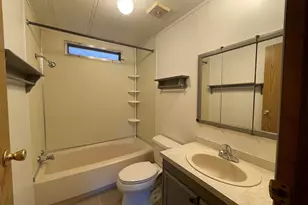 1095 Lee Roze Ln, Grants Pass, OR 97527 - Photo 13