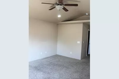 871 Marshall Avenue, Medford, OR 97501 - Photo 21