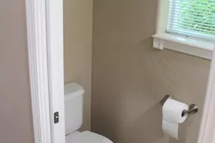 871 Marshall Ave, Medford, OR 97501 - Photo 15