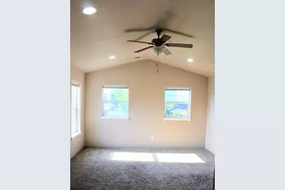 871 Marshall Avenue, Medford, OR 97501 - Photo 19