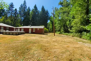 753 Albert Ave, Glendale, OR 97442 - Photo 5