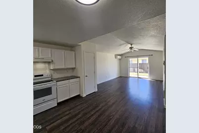 2746 SW Umatilla Court, Redmond, OR 97756 - Photo 5