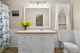 61060 Kings Ln, Bend, OR 97702 - Photo 15