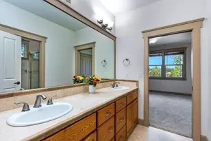 60829 Yellow Leaf St, Bend, OR 97702 - Photo 19