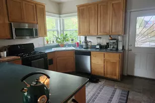 996 Spring Way, Ashland, OR 97520 - Photo 3