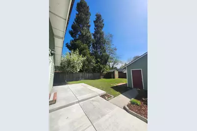 1011 SW I Street, Grants Pass, OR 97526 - Photo 21