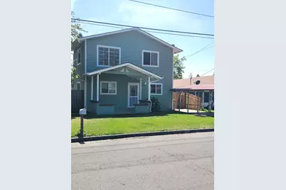 1011 SW I Street, Grants Pass, OR 97526 - Photo 3