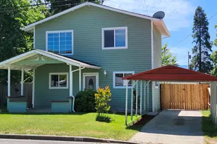 1011 SW I St, Grants Pass, OR 97526 - Photo 1