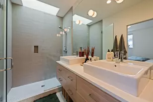 55 SW Wall St, Bend, OR 97702 - Photo 29