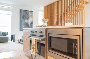 55 SW Wall St, Bend, OR 97702 - Photo 9