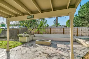 2430 Winslow Park Cir, Medford, OR 97504 - Photo 33