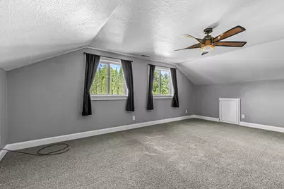 2430 Winslow Park Circle, Medford, OR 97504 - Photo 25