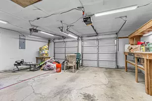 2430 Winslow Park Cir, Medford, OR 97504 - Photo 27