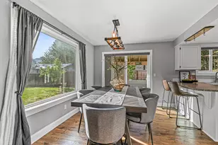 2430 Winslow Park Cir, Medford, OR 97504 - Photo 11