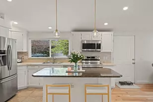 1109 W Yapoah Crater Dr, Sisters, OR 97759 - Photo 3