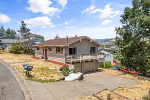 1179 N Main St, Ashland, OR 97520 - Photo 9