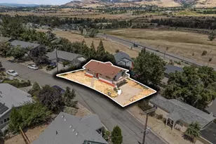 1179 N Main St, Ashland, OR 97520 - Photo 57