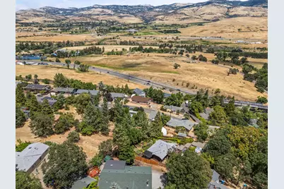 1179 N Main Street, Ashland, OR 97520 - Photo 51