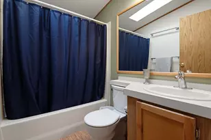 64401 Deschutes Market Rd, Bend, OR 97701 - Photo 13