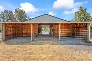 13439 SE Cayuse Rd, Prineville, OR 97754 - Photo 3