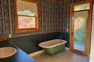 448 Timberlake Dr, Ashland, OR 97520 - Photo 27