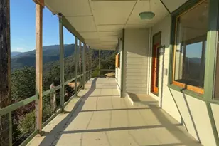 448 Timberlake Dr, Ashland, OR 97520 - Photo 9