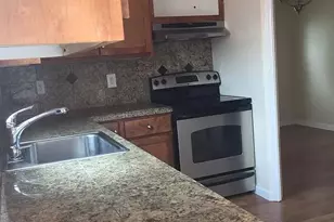 8821 SE Henderson St, Portland, OR 97266 - Photo 7