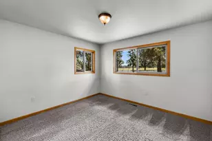 22818 McGrath Rd, Bend, OR 97701 - Photo 29