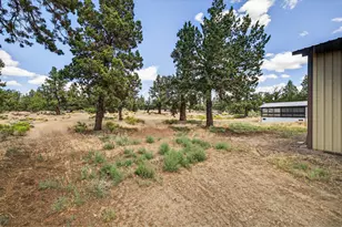 22818 McGrath Rd, Bend, OR 97701 - Photo 49