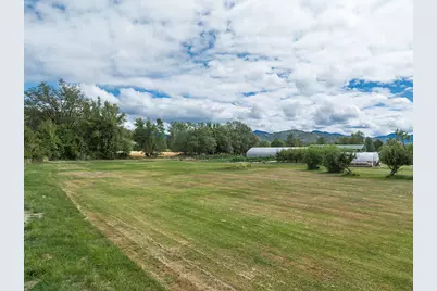 4441 Upper River Road, Grants Pass, OR 97526 - Photo 19