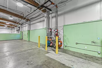 1990 NW Washington Boulevard, Grants Pass, OR 97526 - Photo 21