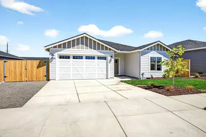 3719 Carlin Drive, Medford, OR 97504 - Photo 1