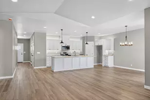 3719 Carlin Dr, Medford, OR 97504 - Photo 23