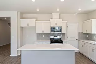 61159 Splendor Ln, Bend, OR 97702 - Photo 7