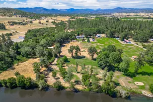 700 Rogue Wood Dr, White City, OR 97503 - Photo 11