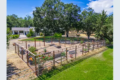 700 Rogue Wood Drive, White City, OR 97503 - Photo 51