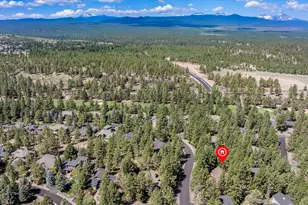 2777 NW Champion Cir, Bend, OR 97703 - Photo 45