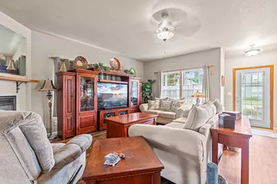 327 Brookhaven Drive, Central Point, OR 97502 - Photo 7