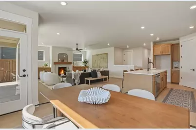 60858 SE Barstow Place, Bend, OR 97702 - Photo 5