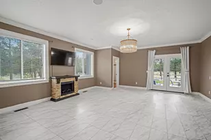 17045 Shawnee Cir, Bend, OR 97707 - Photo 9