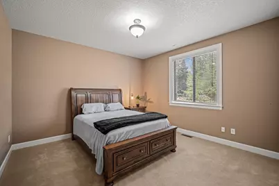 17045 Shawnee Circle, Bend, OR 97707 - Photo 35