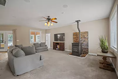 17045 Shawnee Circle, Bend, OR 97707 - Photo 13