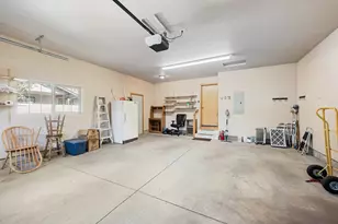 16676 McClintock Pl, La Pine, OR 97739 - Photo 33