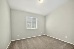 3555 S Pacific Hwy, Medford, OR 97501 - Photo 15