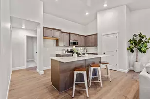 1476 NW Willow Parkway Rd, Madras, OR 97741 - Photo 9