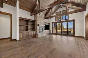 15673 SW Mecate Ln, Powell Butte, OR 97753 - Photo 5