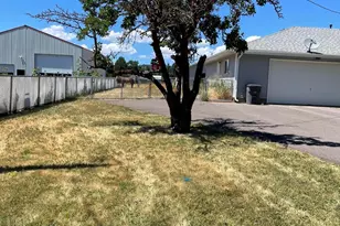 14917 Stagecoach Rd, Klamath Falls, OR 97601 - Photo 3