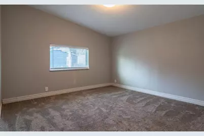 134 Owyhee Lane, Roseburg, OR 97471 - Photo 21